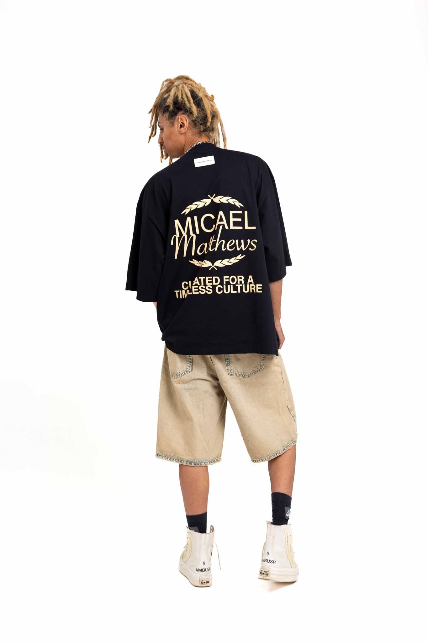 Classic ‘SIGNATURE CREST’ T-Shirt